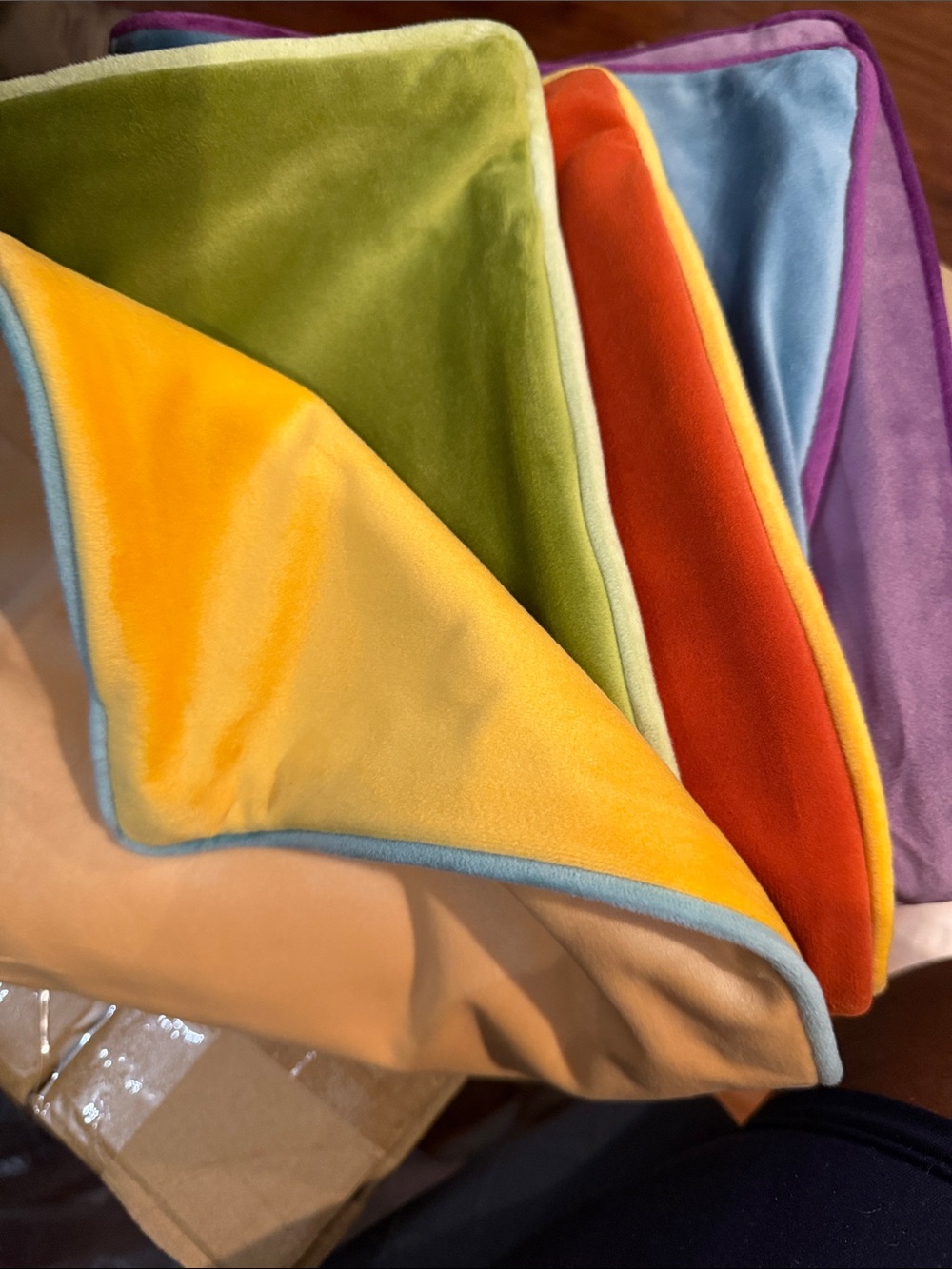 Rtyrle Stacked Velvet Accent Pillows in Multi Colors - set of 4 - Picture 2 of 2